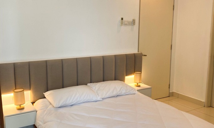 Bandar Tun Razak Apartment | Experience Modern Living in Sungai Besi's Premier High-Rise – Central Residence!