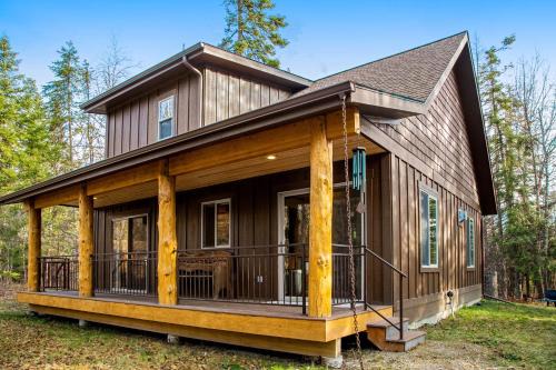 Bigfork House | Experience Montana - Luxury Cabins #1, 6, 7, 8 & 9