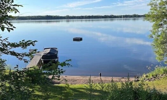 Grandy House | Experience Pokegama charm in our cozy 3 bedroom cabin.