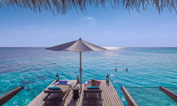 Reethi Rah Hotel | Experience Soothing Moments & Luxury! Balcony w/Sea View, Private Beach