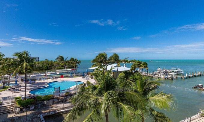 Marathon Resort | Experience the Best of the Florida Keys at The Hammocks at Marathon-Studio