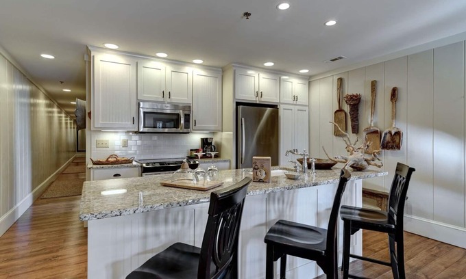 Highlands House | Experience True Luxury in the Heart of Highlands