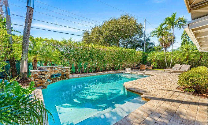 Lauderdale-by-the-Sea House | Experience the ultimate in luxury living at this stunning 3-bedroom, 2-bathroom home