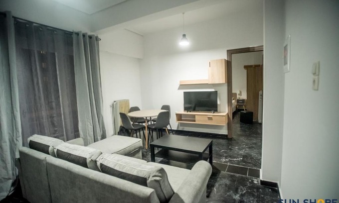 Khalkis Apartment | Explore Greece from Bright City Centre Apartment