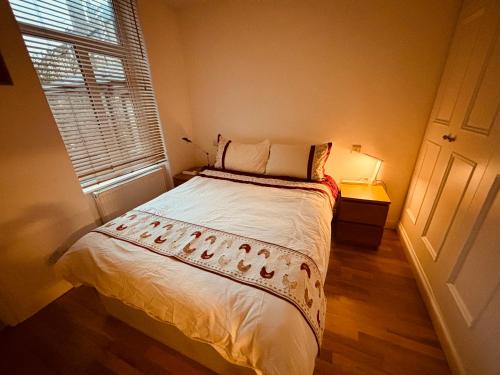 Elephant and Castle Apartment | Explore London