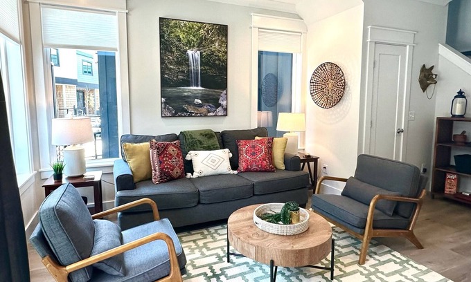 River District Apartment | Explore @ The Cove Riverwalk Villas