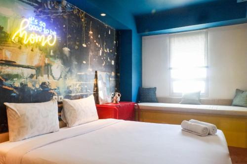 Surabaya Apartment | Exquisite 1BR Apartment at Puri Mas By Travelio