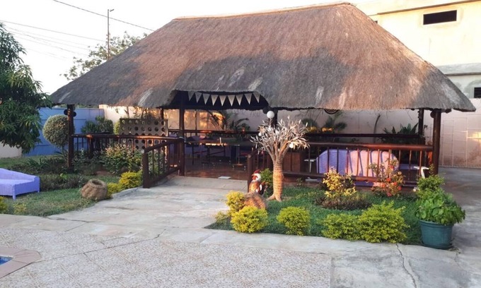 Maputo House | Exquisite 2-Bedroom Self-Catering Unit with private pool and private garden