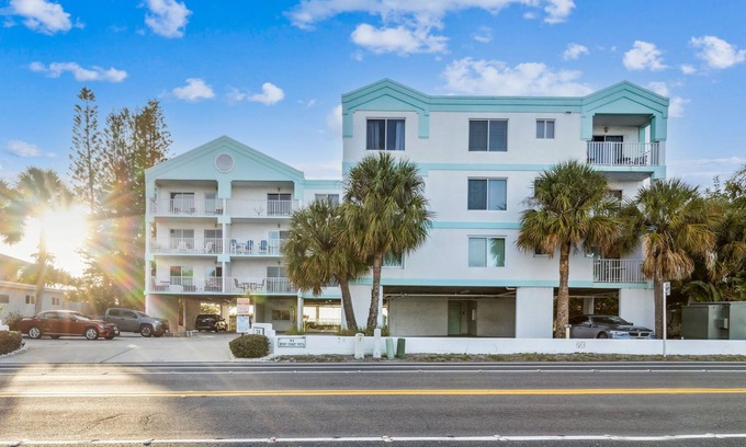 Indian Rocks Beach Condo | Exquisite Beachfront Penthouse Condo on Indian Rocks Beach
