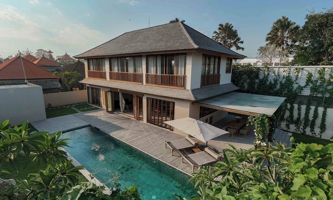 Cemagi House | Exquisite Bohemain 4-bdr modern nestled in the serene embrace of Seseh, Canggu.