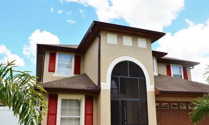 Creekside House | Exquisite Destination. Bay Vista