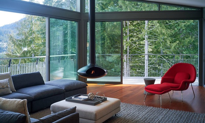Whistler Creekside Villa | Exquisite Modern Home on Whistler Mountain - SKI/IN OUT BIKE IN/OUT