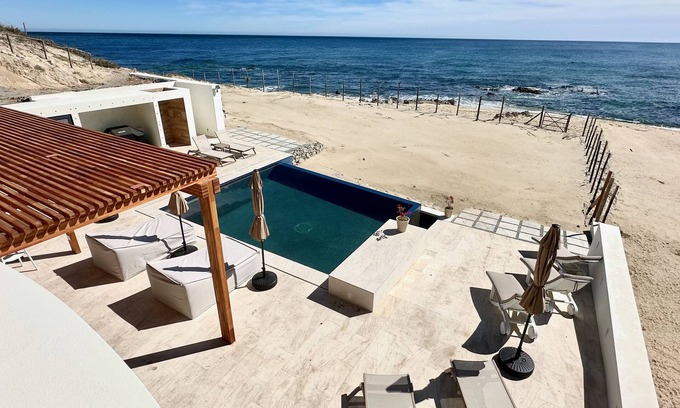 La Fortuna House | Exquisite oceanfront luxury casa, Pezula Beach