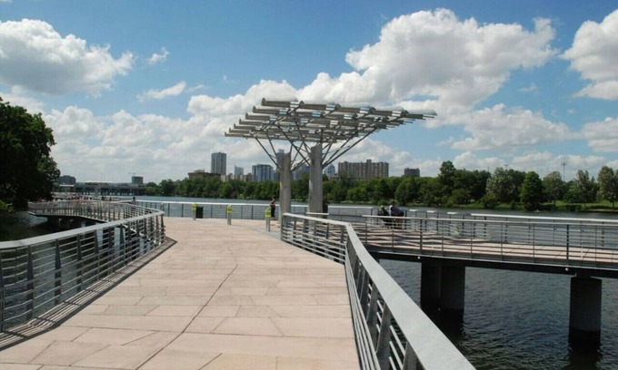 Hyde Park Apartment | Exquisite Studio Pet-Friendly 10 mins to Downtown