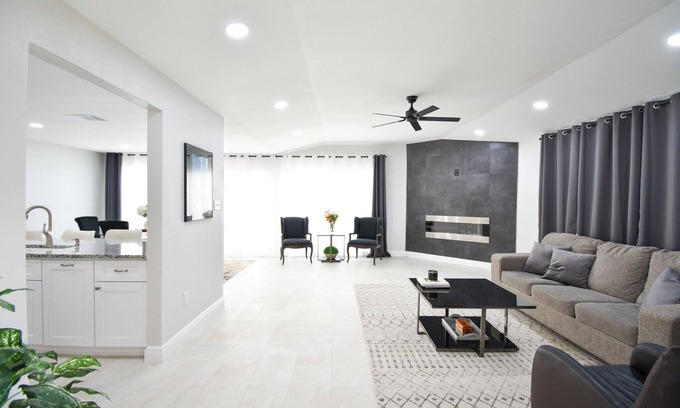 North San Antonio - SAT House | Extended Stay Gem – Cozy Home in Golf Community, Near Airport & Downtown
