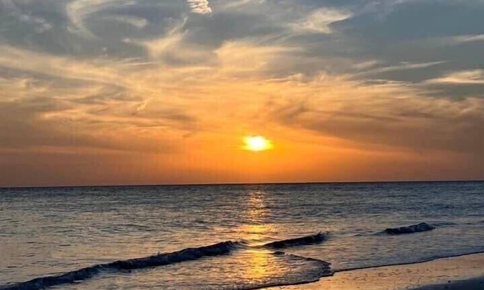 Madeira Beach Condo | Extra Clean, Fully Renovated Beachfront Three Bedroom Condo on Madeira Beach 🏖️