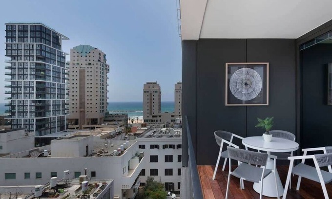 Kerem HaTeimanim Apartment | Extraordinary 1BR at Geula with MAMAD by HolyGuest