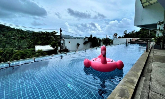 Kathu Apartment | Eye-Opening 1 Br Seaview Suite w/high speed wifi