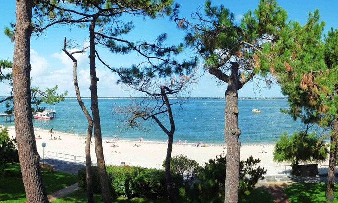 Le Moulleau Apartment | EYES IN THE BLUE OF THE ARCACHON BASIN