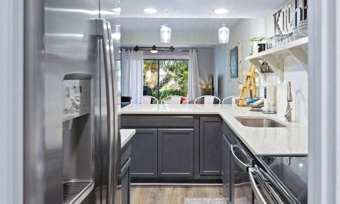 Hilton Head Island House | EZ Beach Access - 2 Bed 2 and one half Bath 23 Coligny Villa