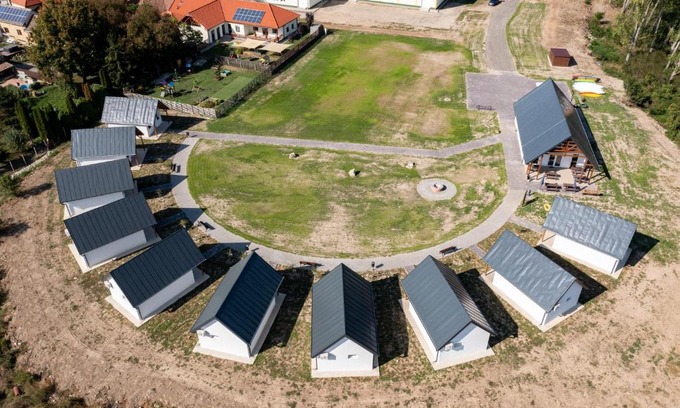 Bodrogkeresztur Apartment | Fülöp a Gólya Vizitábor a Bodrog folyón