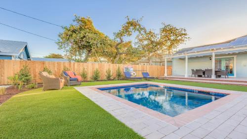Anaheim Colony Historic District House | F-39 Helena