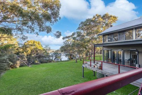 Paynesville House | F&E Lakes Escape - West