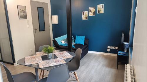 Lamalou-les-Bains Apartment | F1 duplex Bleuet Rénové