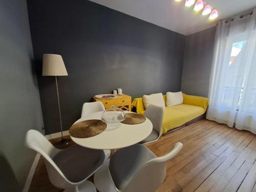 Maisons-Alfort Apartment | F2 cosy aux portes de Paris - 6 min de RER de Paris Gare de Lyon