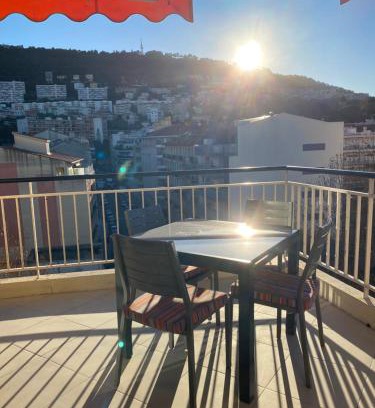 Riquier Apartment | F4 120 m2 10 minutes à pieds du vieux nice