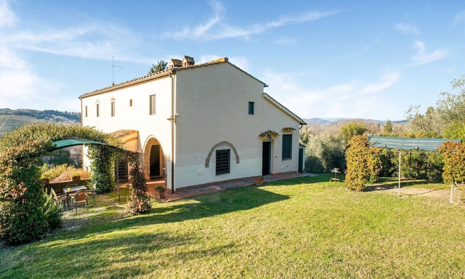San Casciano in Val di Pesa House | Farmhouse in Tuscany with Vineyards