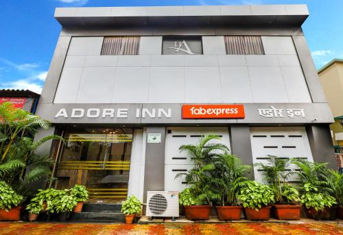 Sakinaka Hotel | FabExpress Adore Inn - Nr Mumbai International Airport