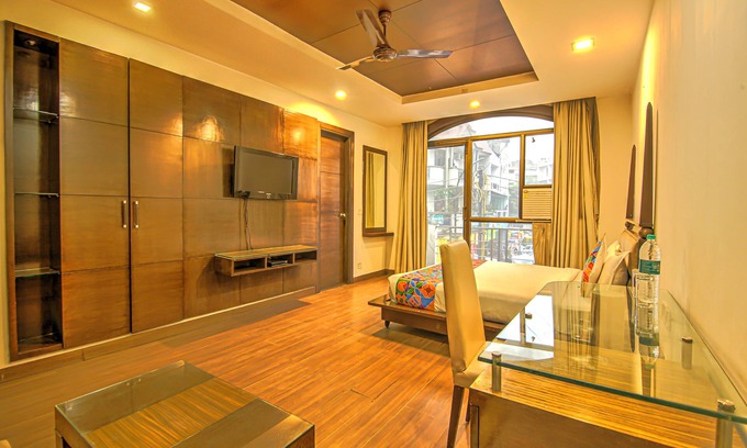 Kalkaji Hotel | FabExpress Le Grand