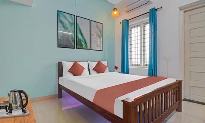 Kochi Hotel | Fabexpress Majestic Abode Inn