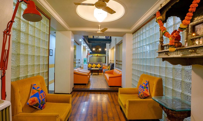 Mumbai Hotel | FabExpress Manas Residency