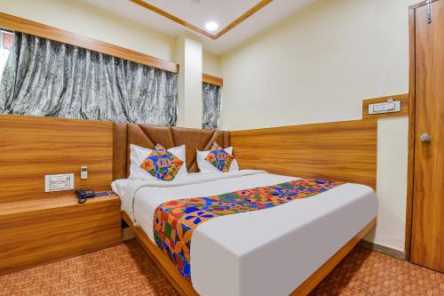 Navrangpura Hotel | FabExpress Silver Inn