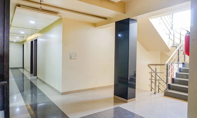 Pune Hotel | Fabexpress Sun N Shine