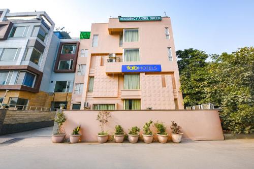 Sector 39 Hotel | FabHotel Angel Green Residency - UNITECH CYBER PARK