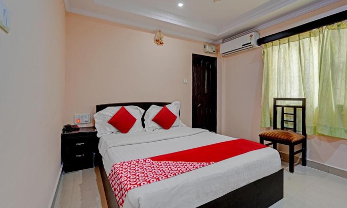 Basavanagudi Hotel | FabHotel BNS Lodge