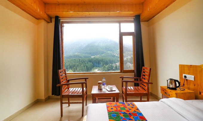 Vashist Hotel | FabHotel Castle Rock