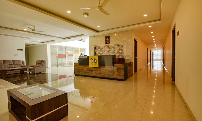 Yelahanka Hotel | Fabhotel Champion Gateway