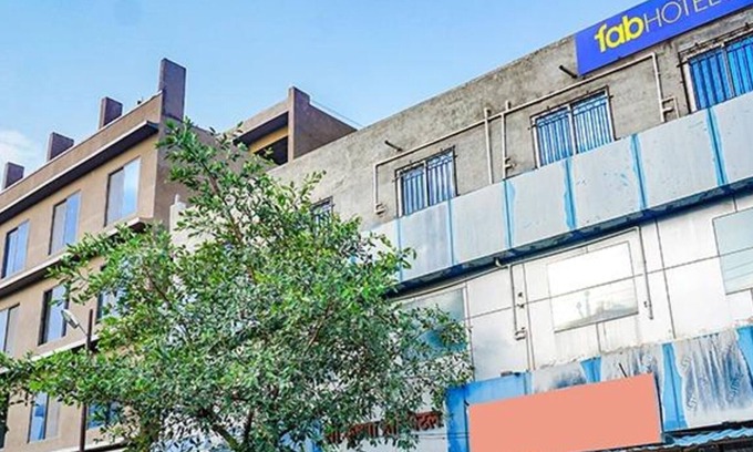Wagholi Hotel | Fabhotel Classic Square