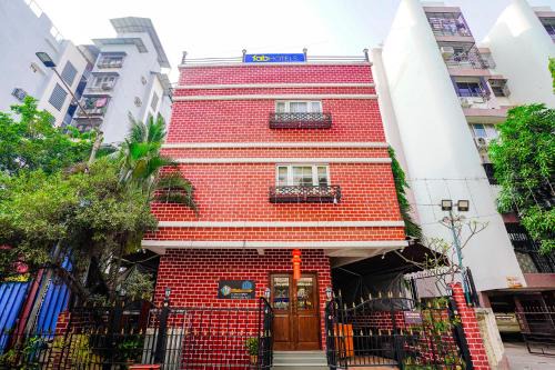 Santacruz Hotel | FabHotel Corporate Rooms Vakola, Santacruz East
