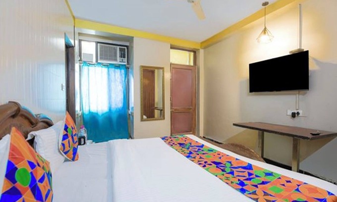 East of Kailash Hotel | Fabhotel Elegant Stay