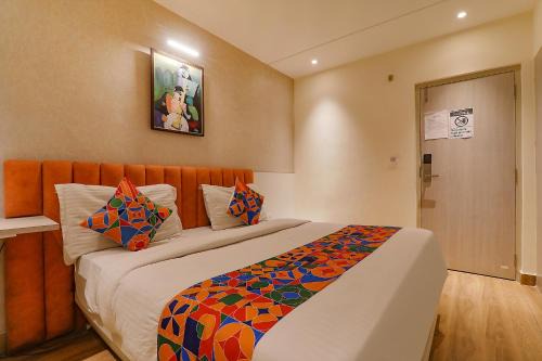 Alambagh Hotel | FabHotel Geetraj Palace
