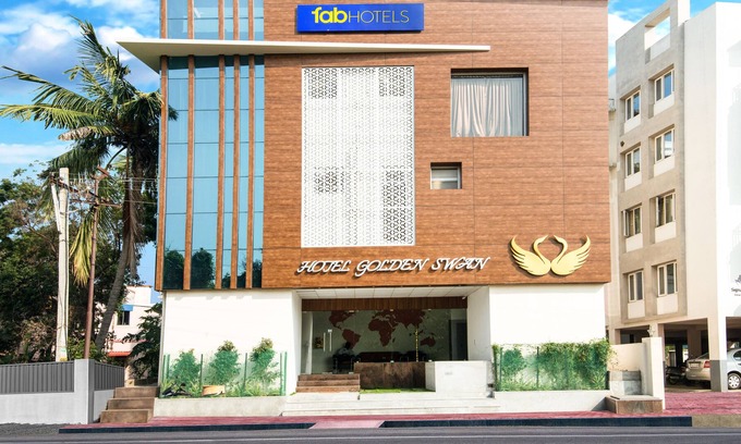 East Tambaram Hotel | FabHotel Golden Swan
