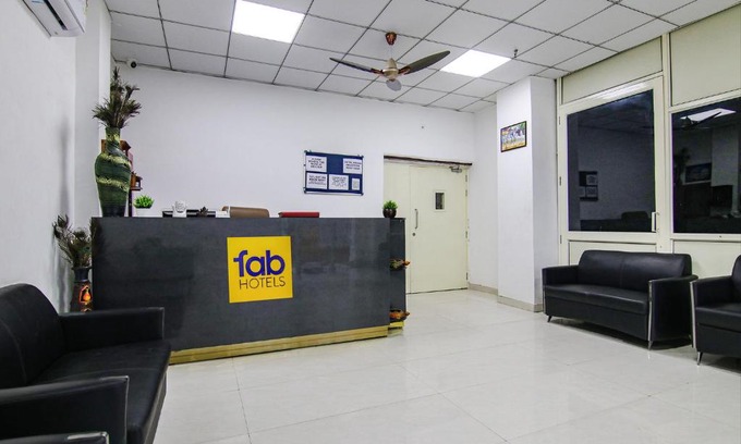 Badarpur Hotel | FabHotel Grand City