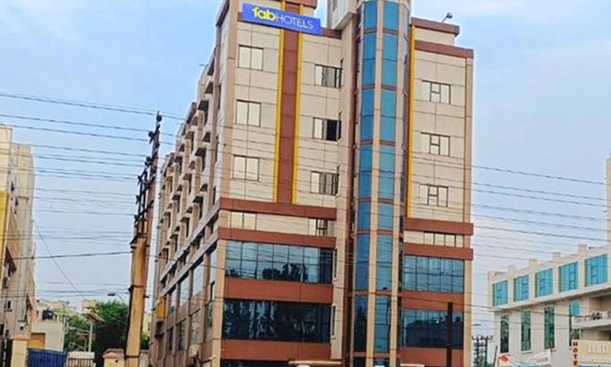Asansol Hotel | Fabhotel Green I