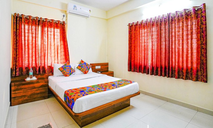 Pimpri - Chinchwad Hotel | Fabhotel Himalay