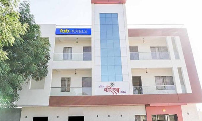 Parner Hotel | Fabhotel Karishma Palace